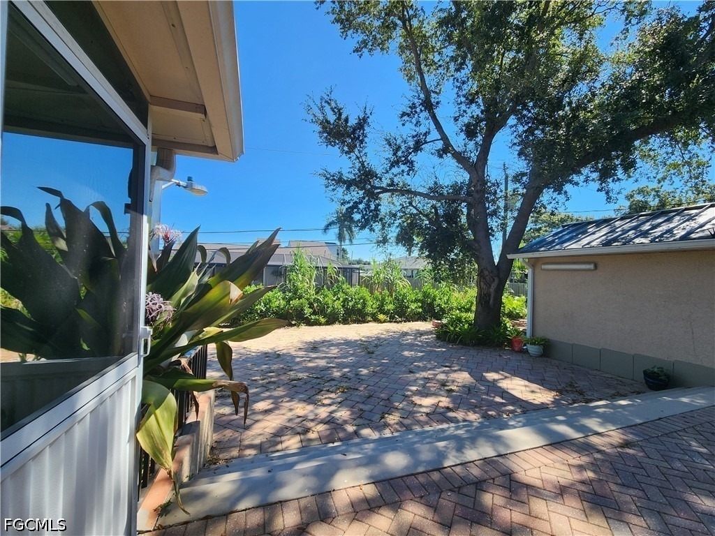17165 Johnston Drive - Photo 9