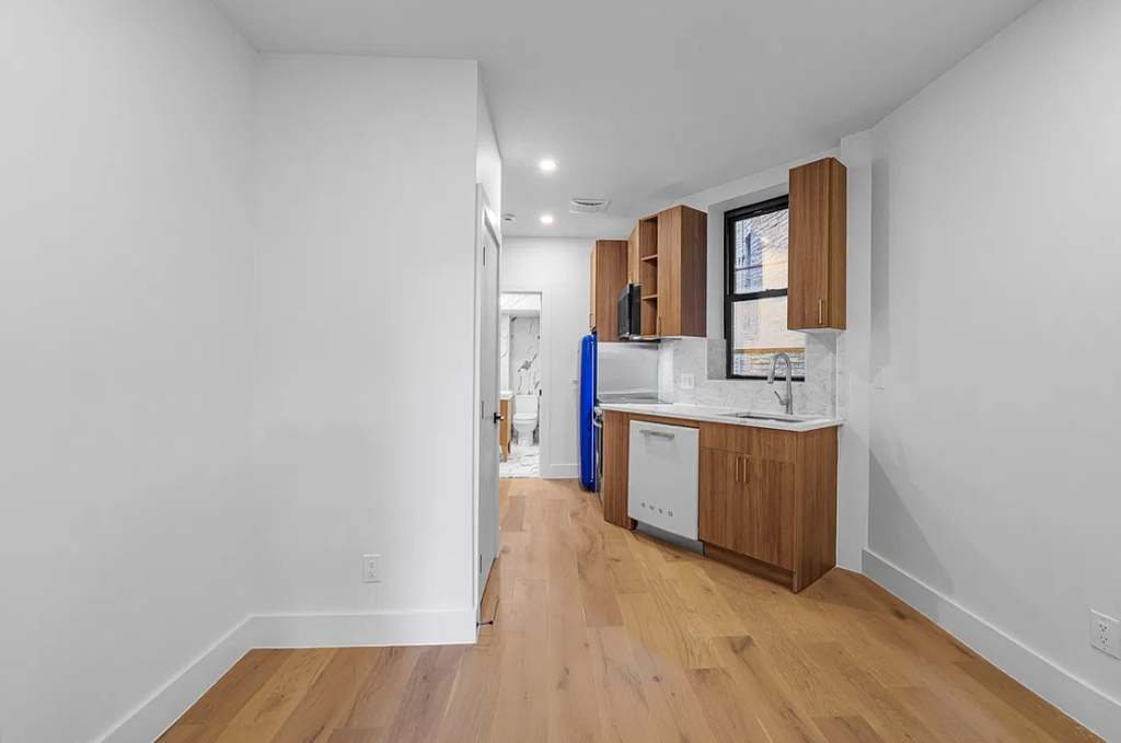 188 6th Avenue - Photo 3