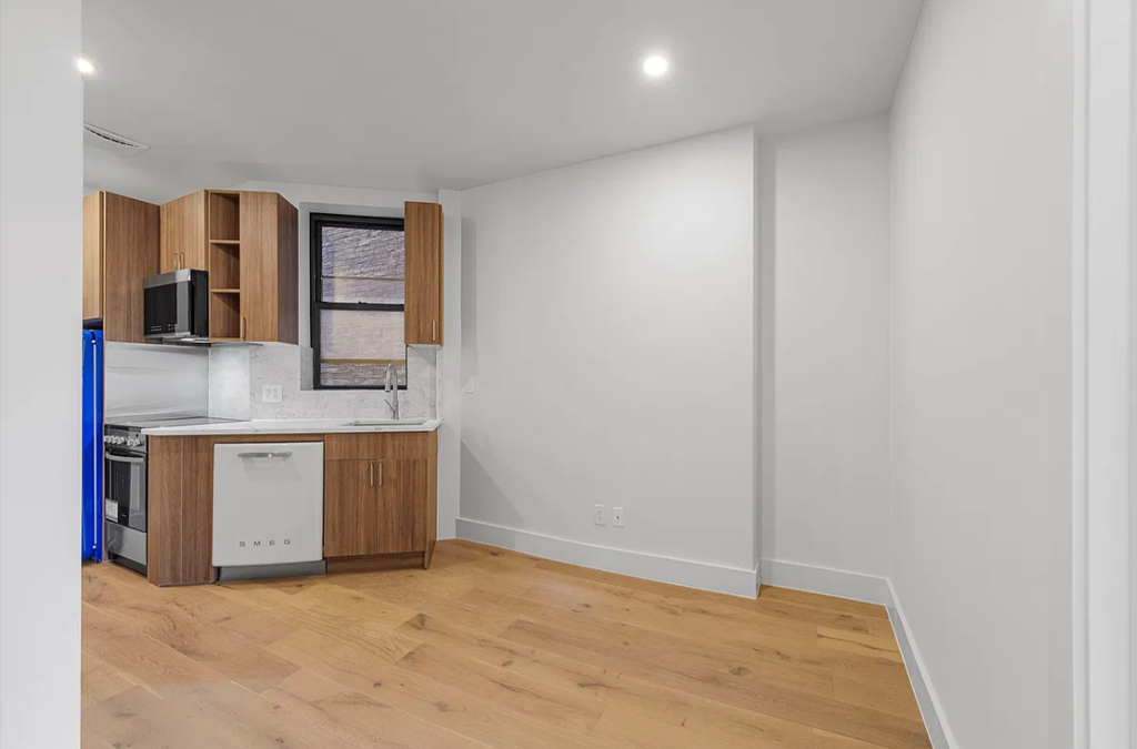 188 6th Avenue - Photo 4