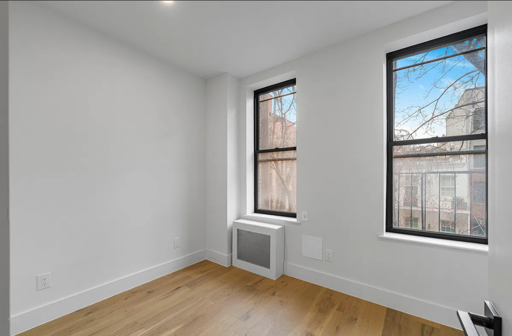 188 6th Avenue - Photo 6