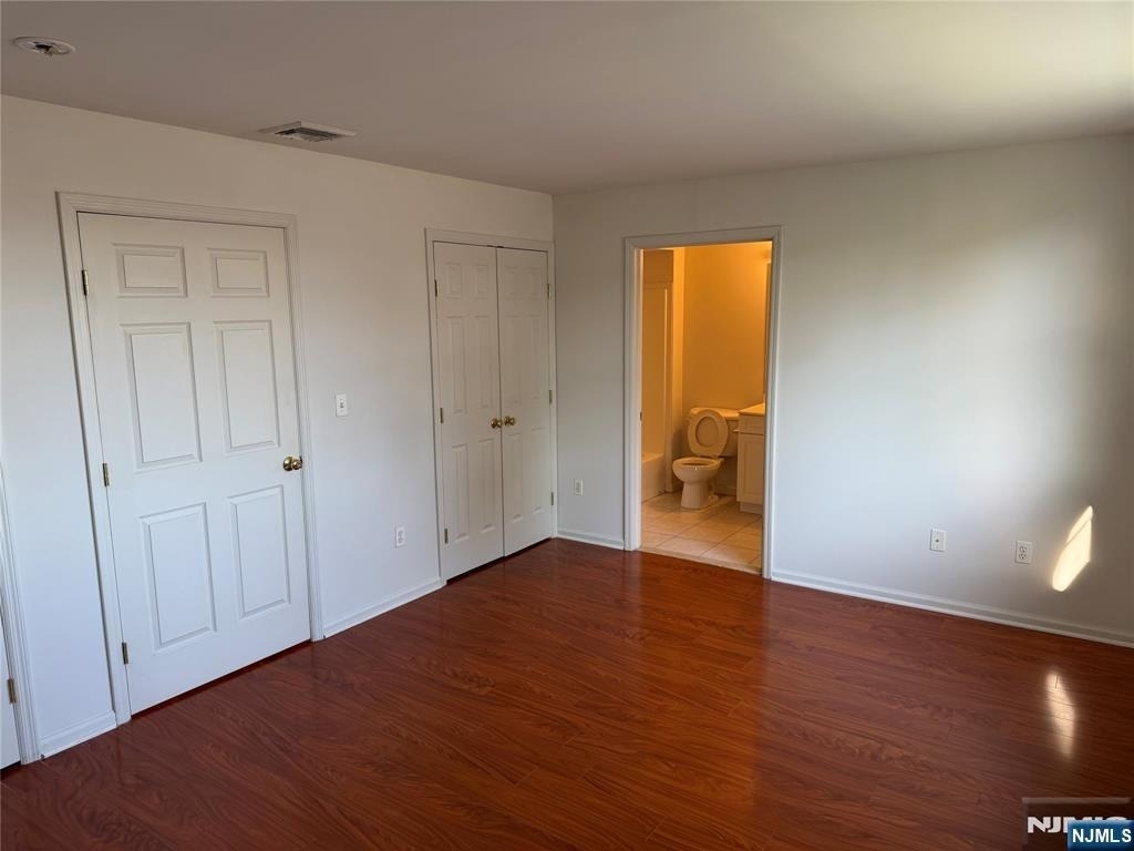 35 Prospect - Photo 6