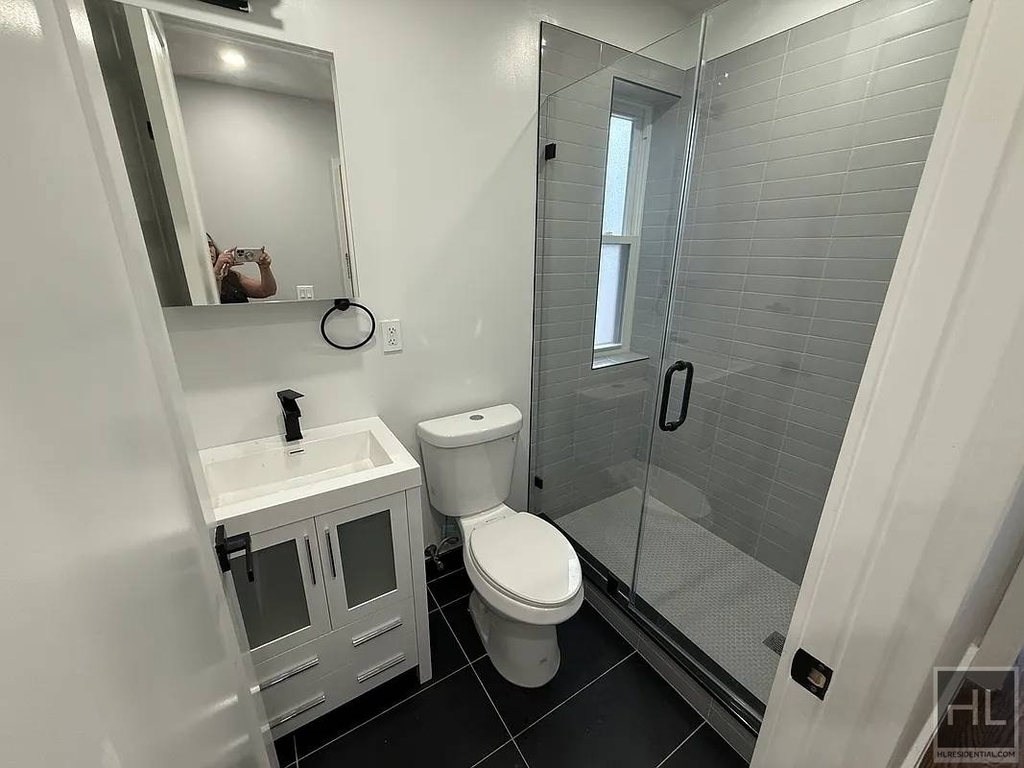 56 Avenue - Photo 2