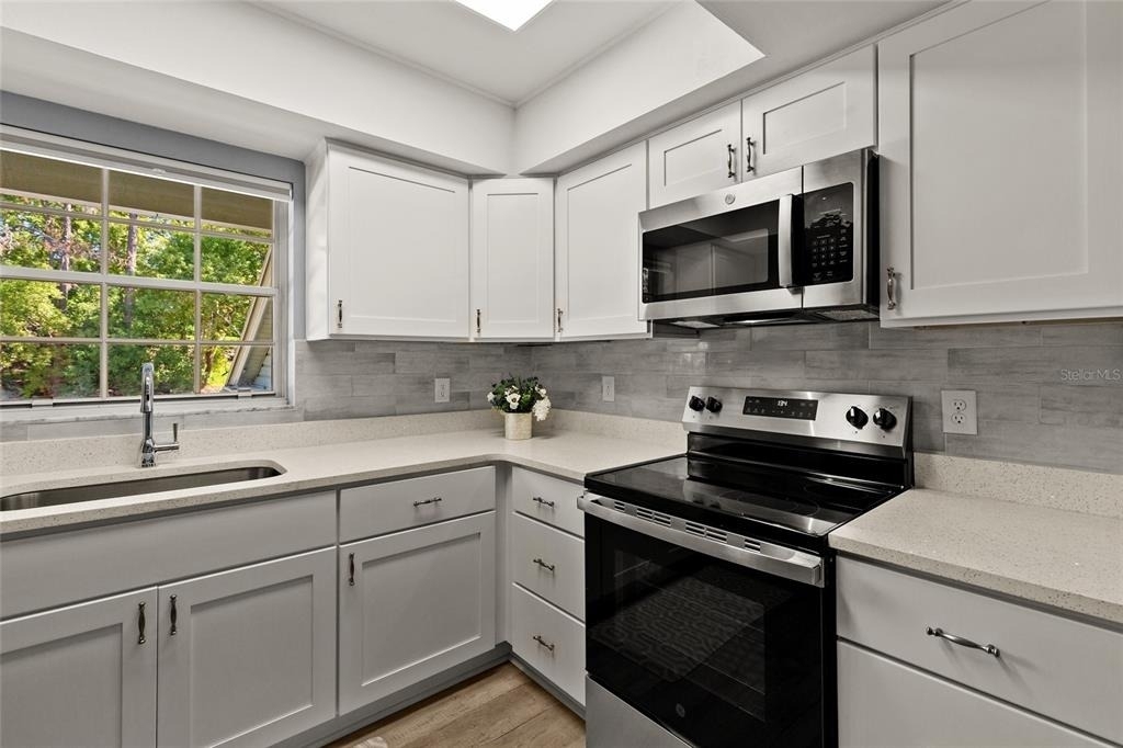 270 Promenade Drive - Photo 10