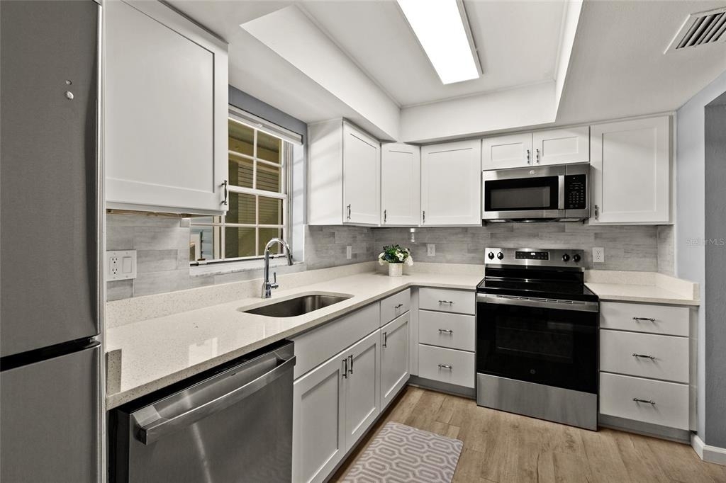 270 Promenade Drive - Photo 11