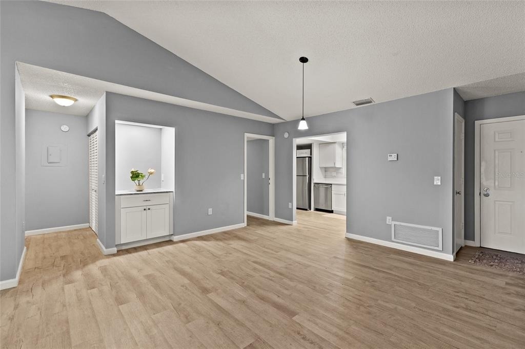 270 Promenade Drive - Photo 8