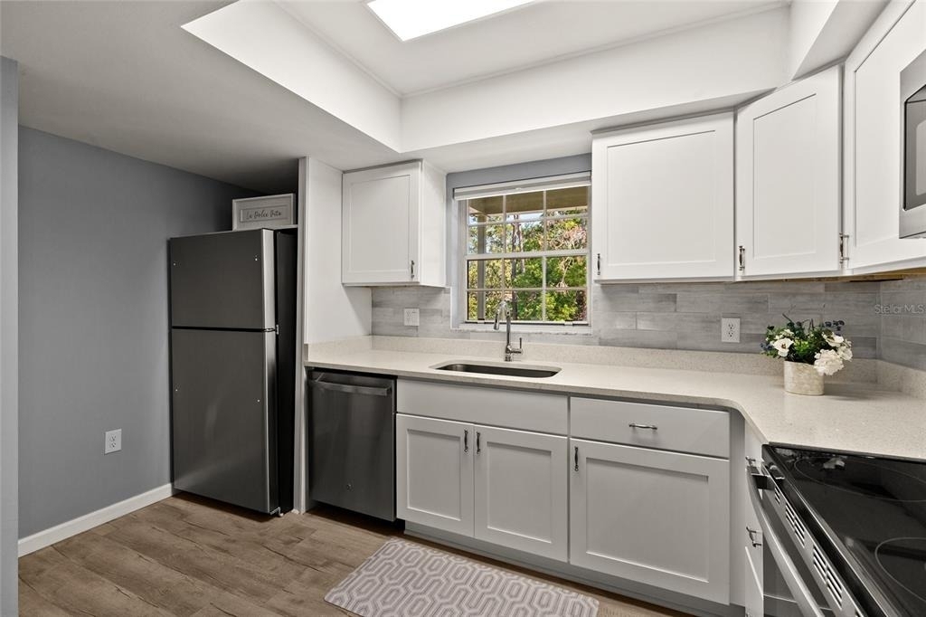 270 Promenade Drive - Photo 12