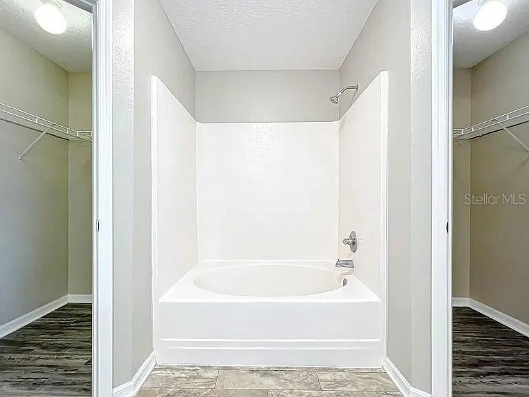 645 Hearthglen Boulevard - Photo 19