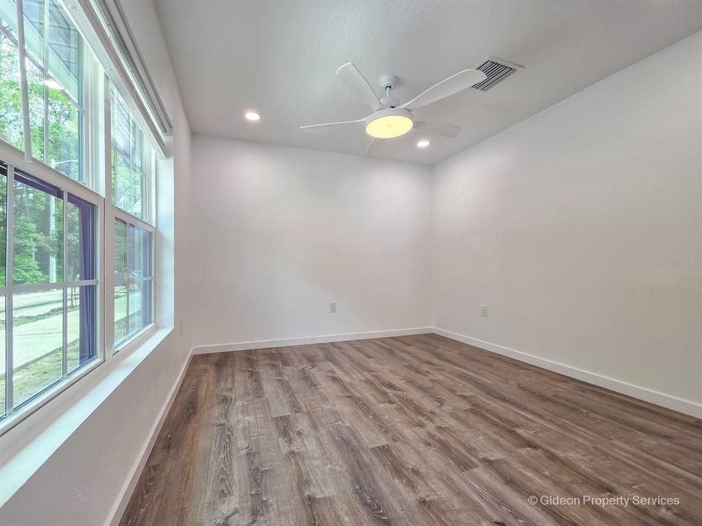 211 Se 21st Terrace - Photo 2