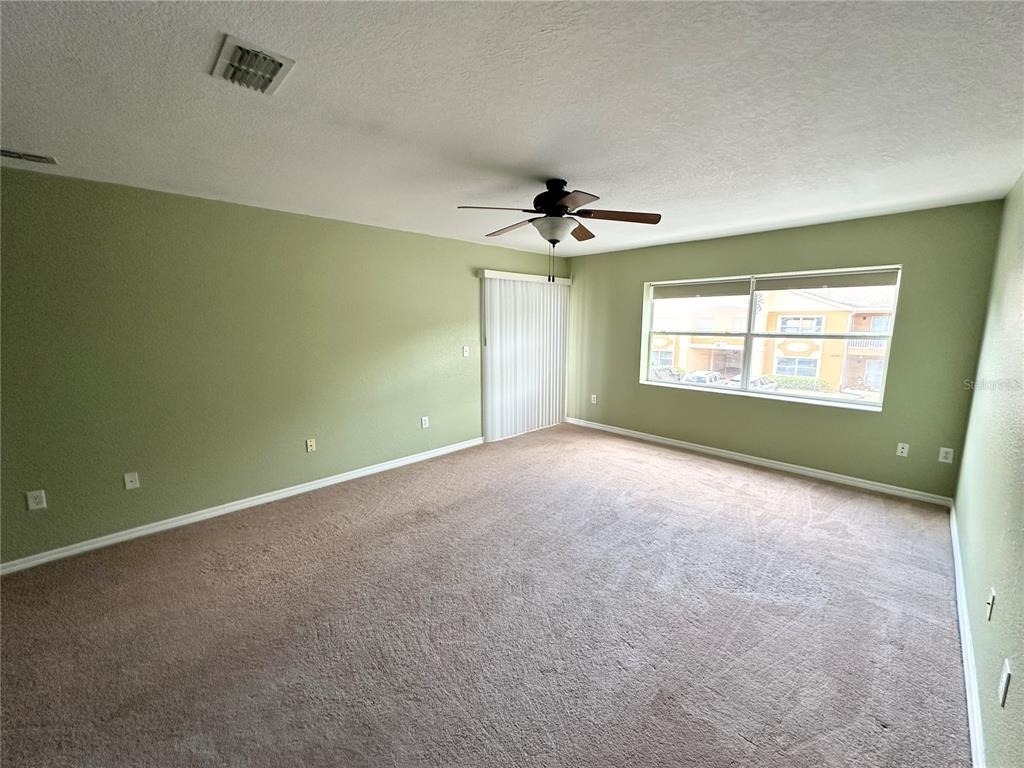 4600 Moody Boulevard E - Photo 5