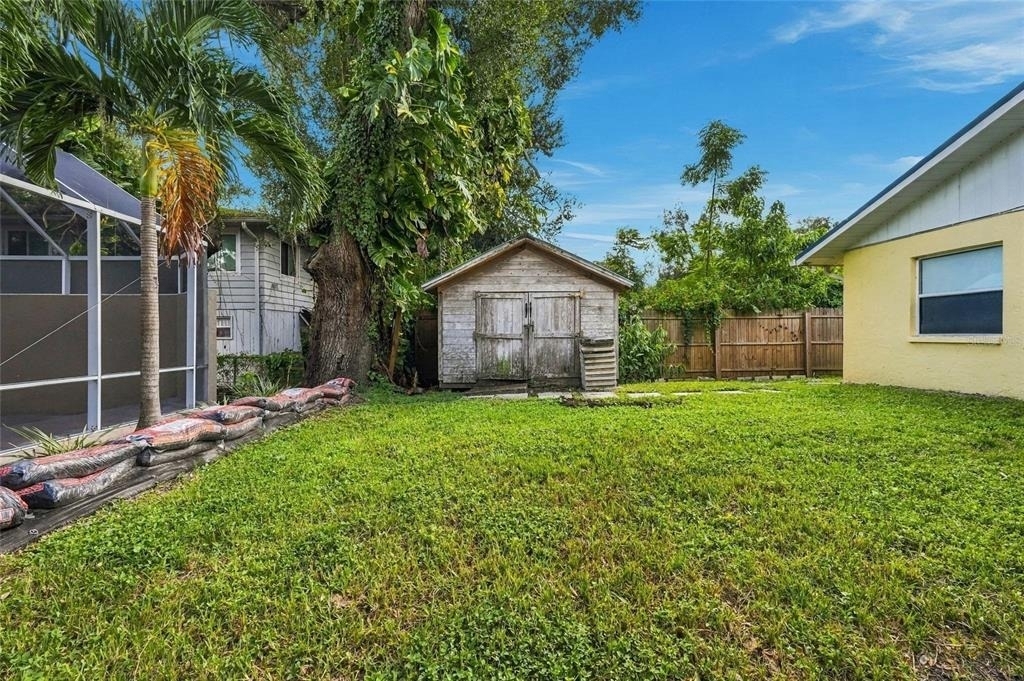 4457 Gallup Avenue - Photo 32