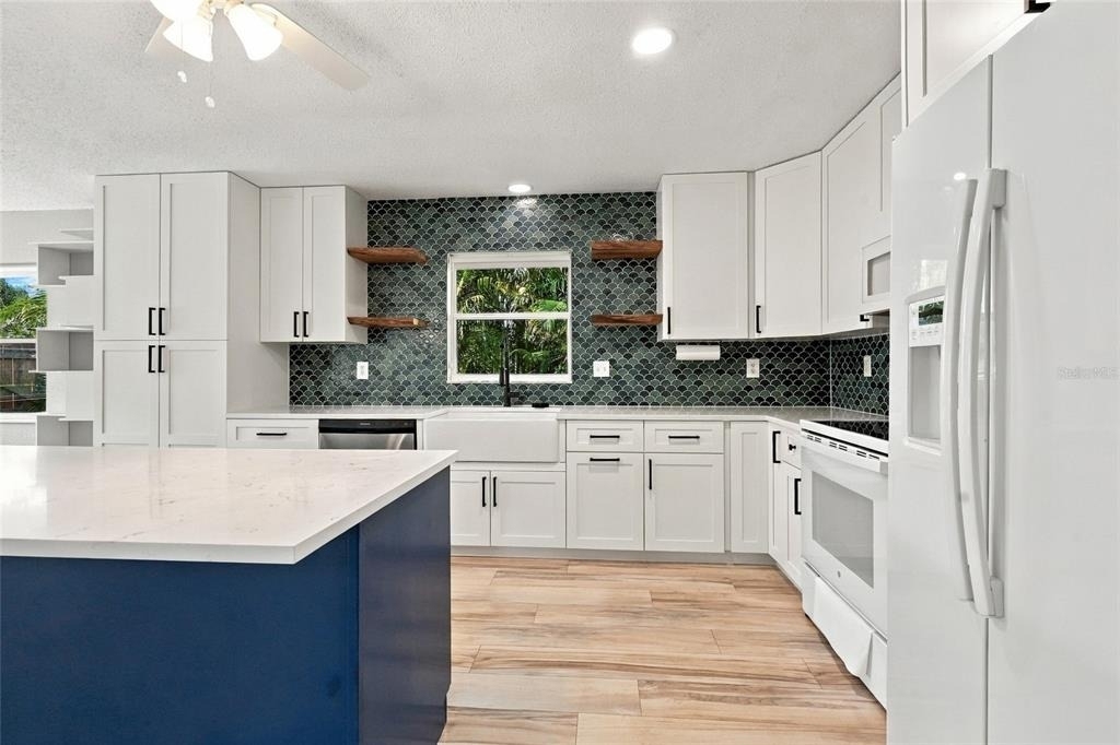 4457 Gallup Avenue - Photo 14