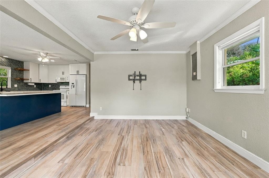 4457 Gallup Avenue - Photo 15