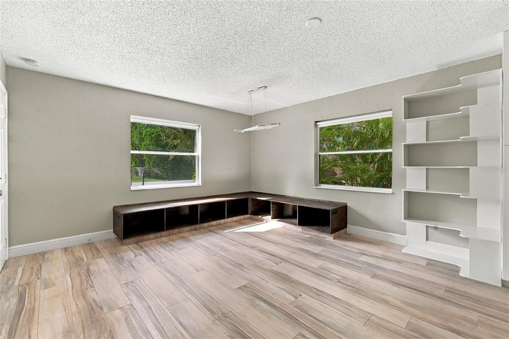 4457 Gallup Avenue - Photo 6