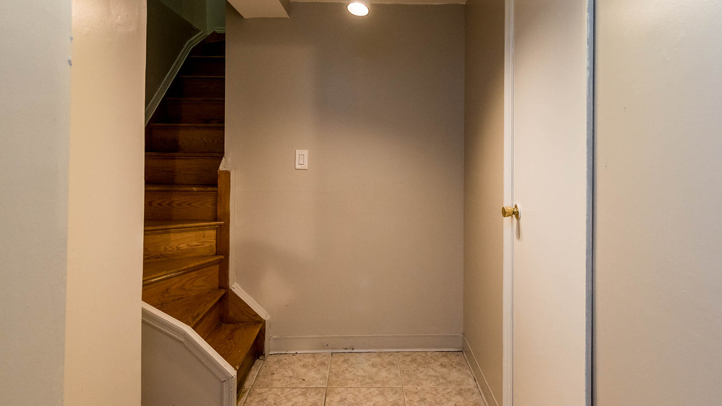 346 Gates Ave - Photo 8