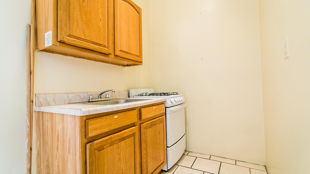 872 Dekalb Ave - Photo 6