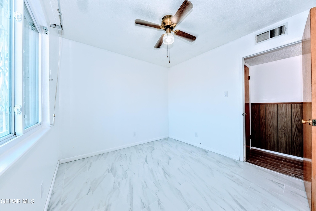 4909 Winthrop Drive - Photo 29
