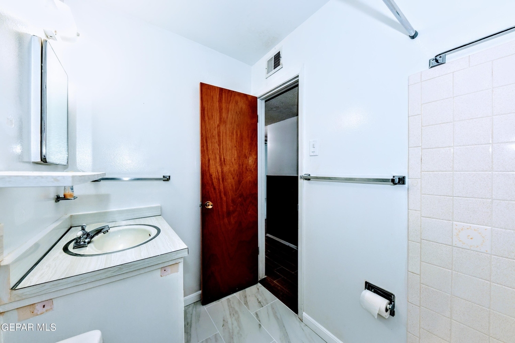 4909 Winthrop Drive - Photo 42
