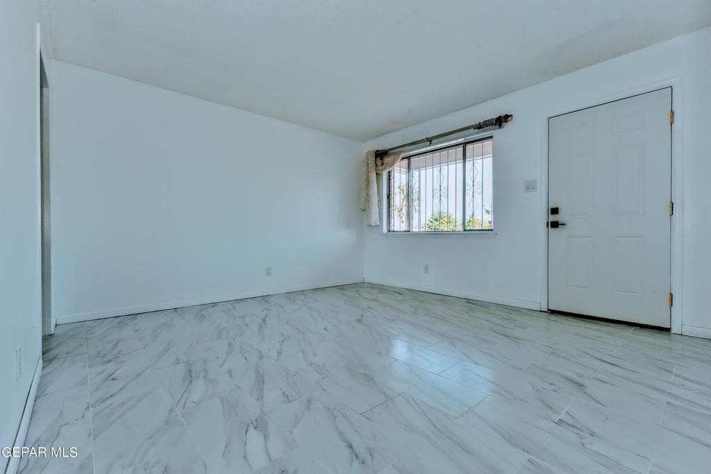 4909 Winthrop Drive - Photo 16