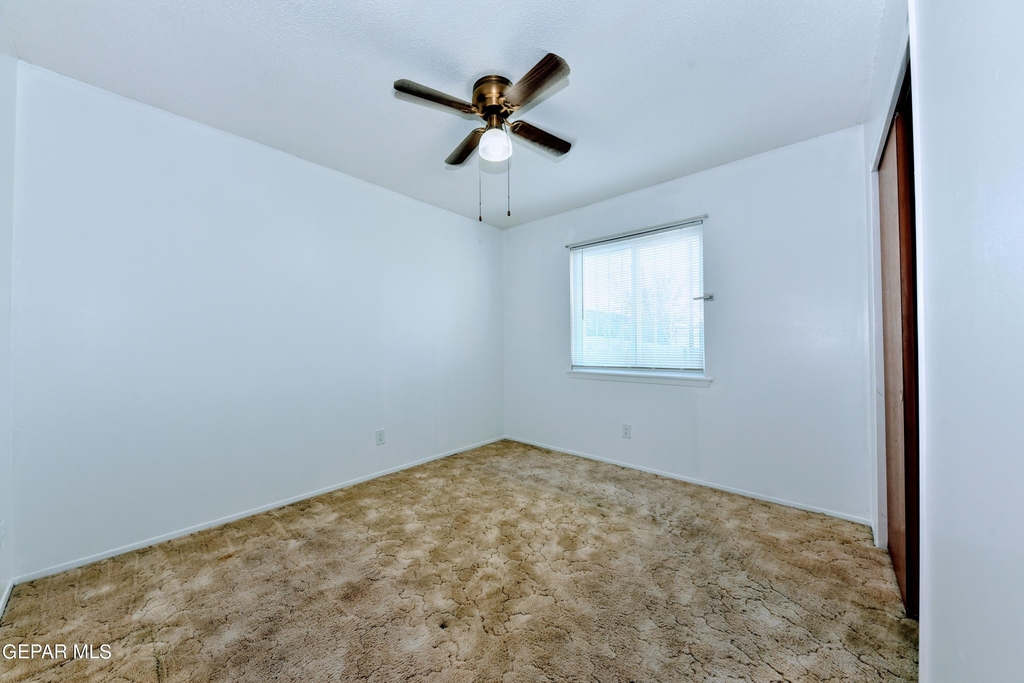 4909 Winthrop Drive - Photo 34