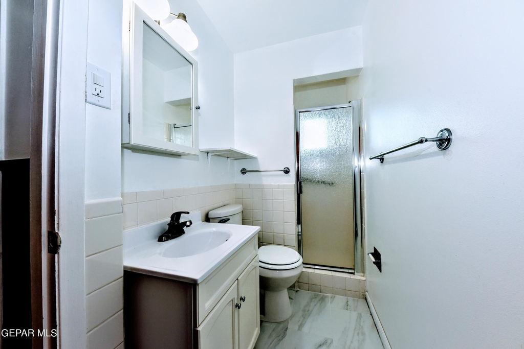 4909 Winthrop Drive - Photo 38