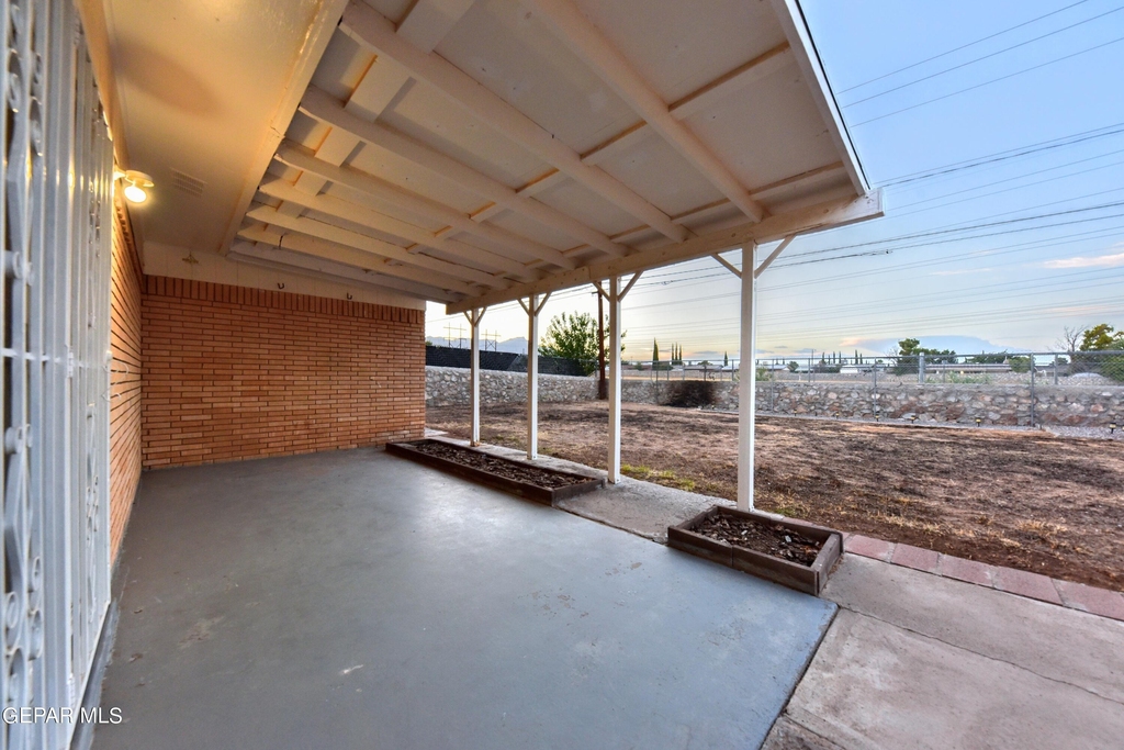 4909 Winthrop Drive - Photo 50
