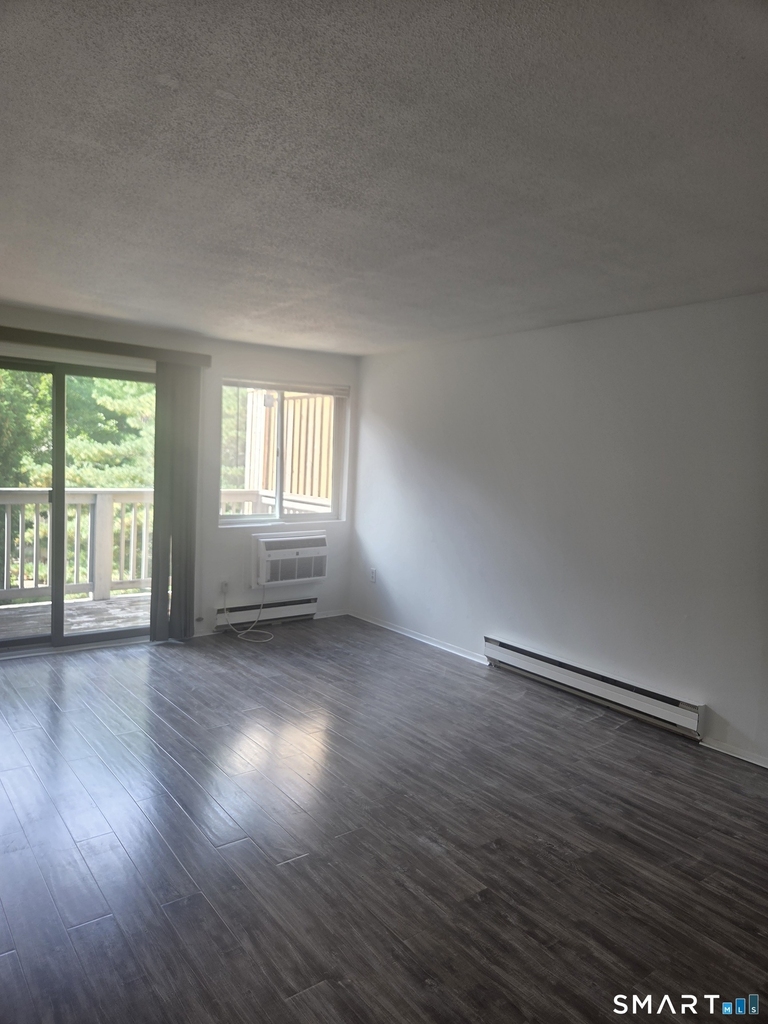 7 Padanaram Road - Photo 2