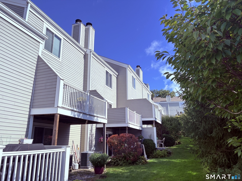71 Aiken Street - Photo 2