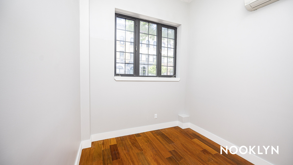 228 Kingsland Ave - Photo 5