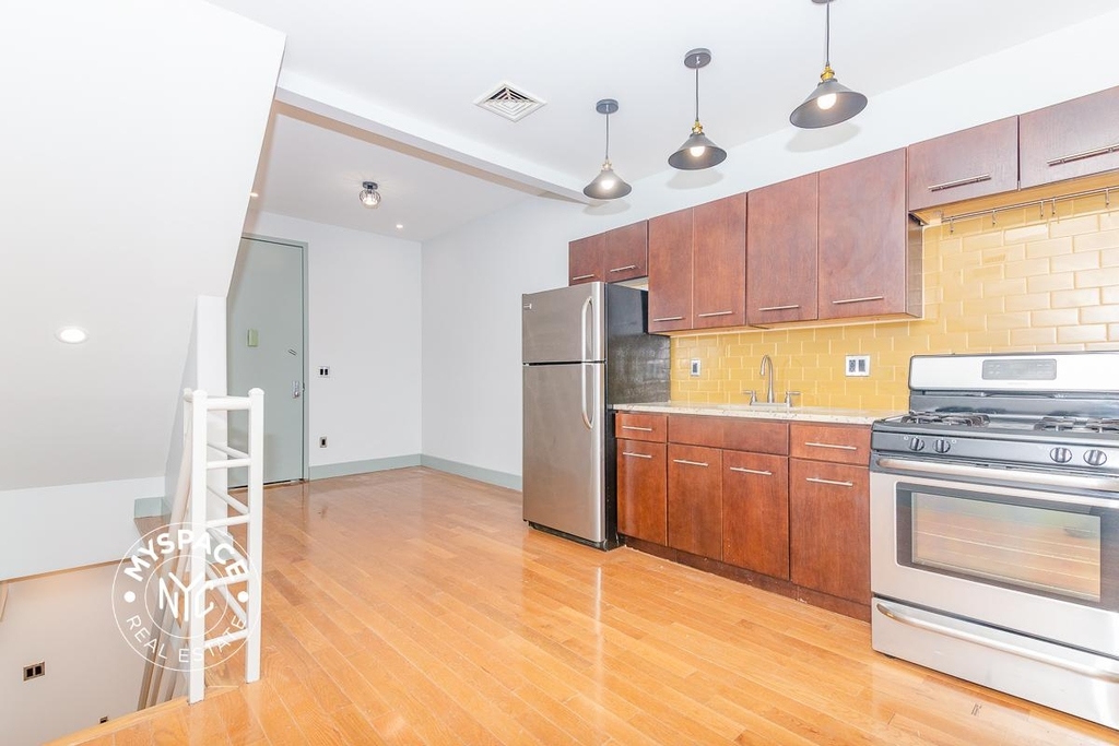 41 Havemeyer Street - Photo 0