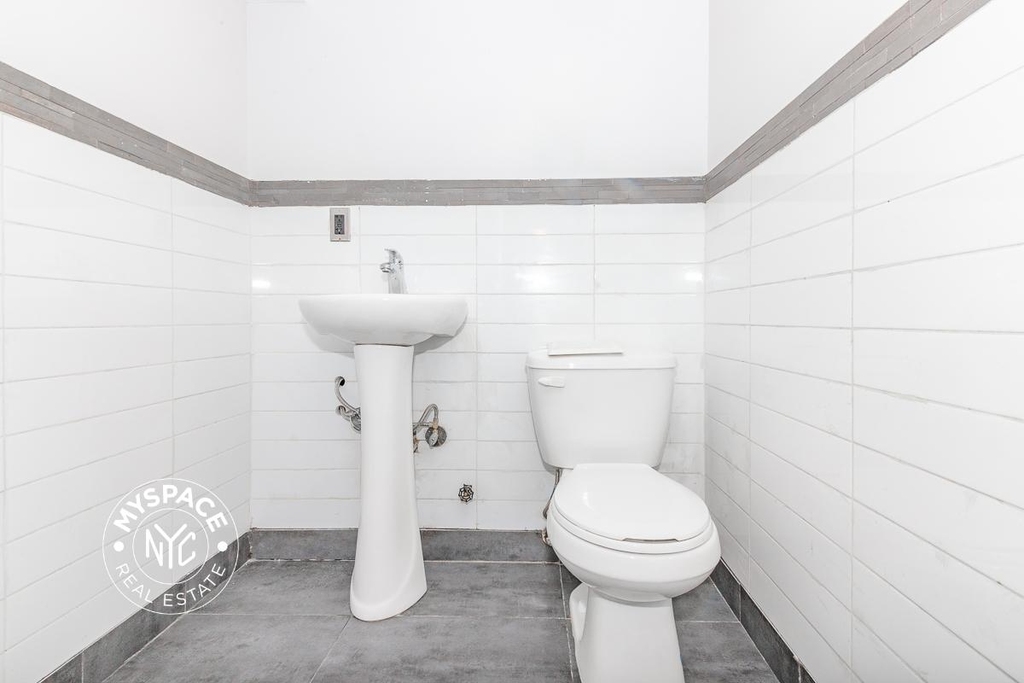41 Havemeyer Street - Photo 9