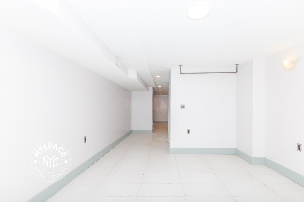 41 Havemeyer Street - Photo 8