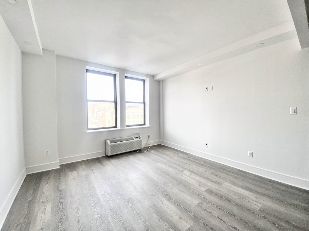 West 81st Street - Photo 12