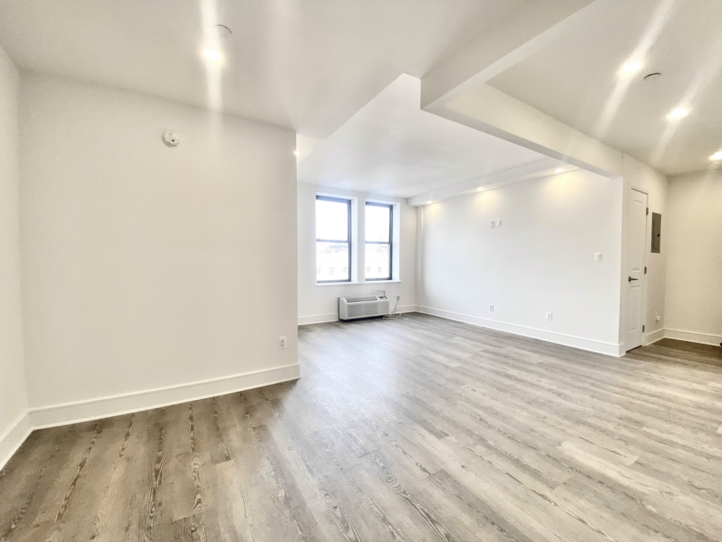 West 81st Street - Photo 3