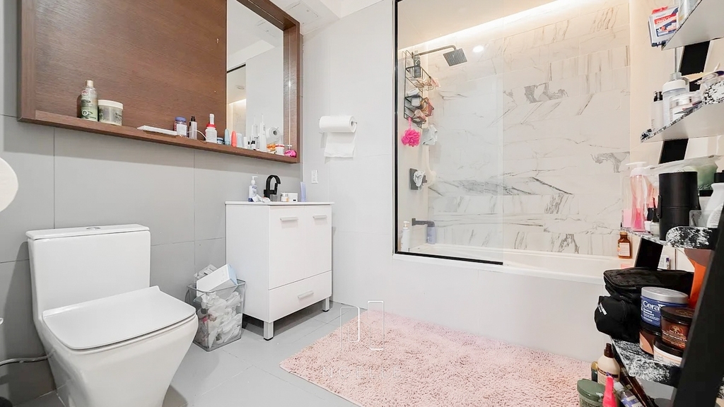 581 Ocean Parkway - Photo 2