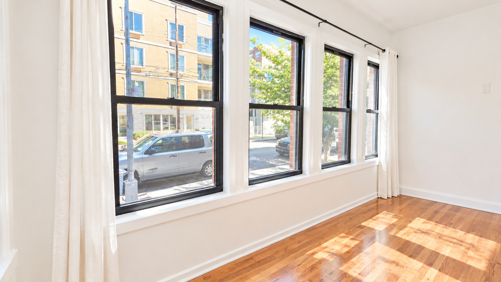 23rd Street - Photo 2