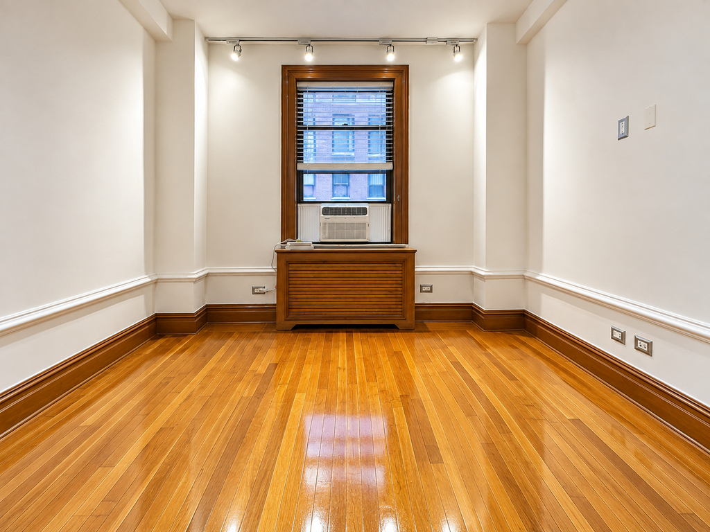 150 West 58th Street - Photo 4