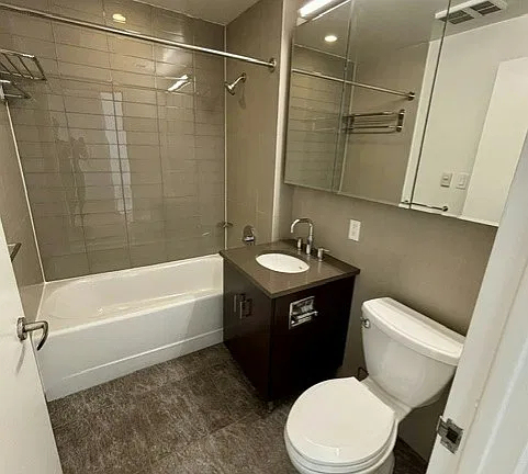 11th Avenue - Photo 3