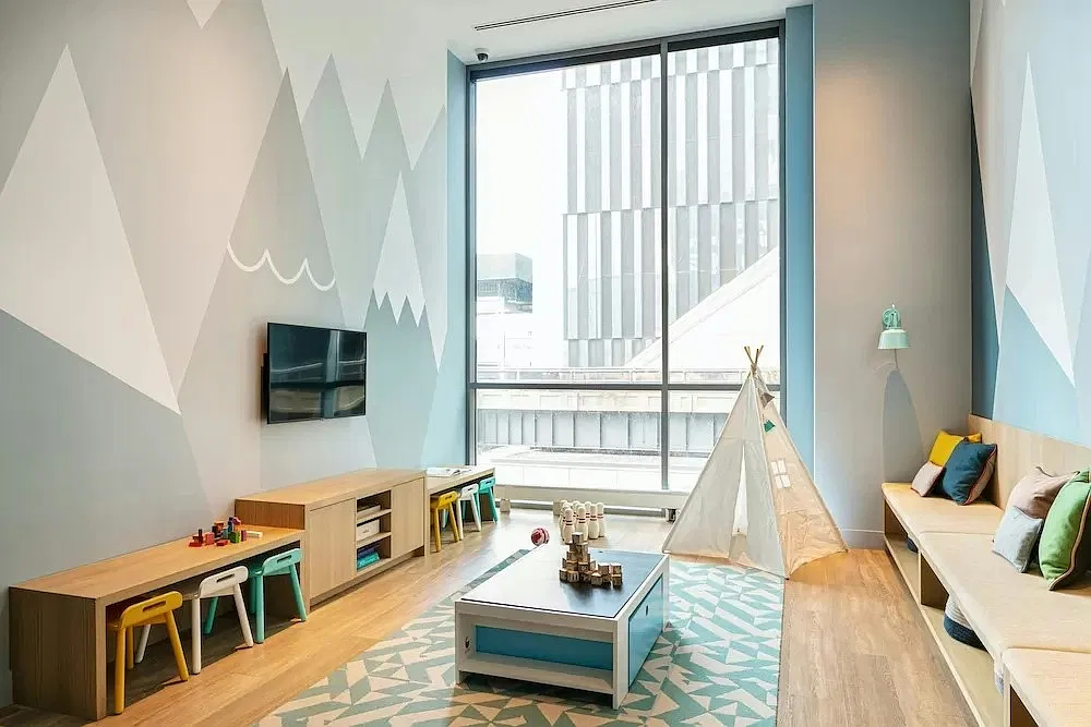 11th Avenue - Photo 8