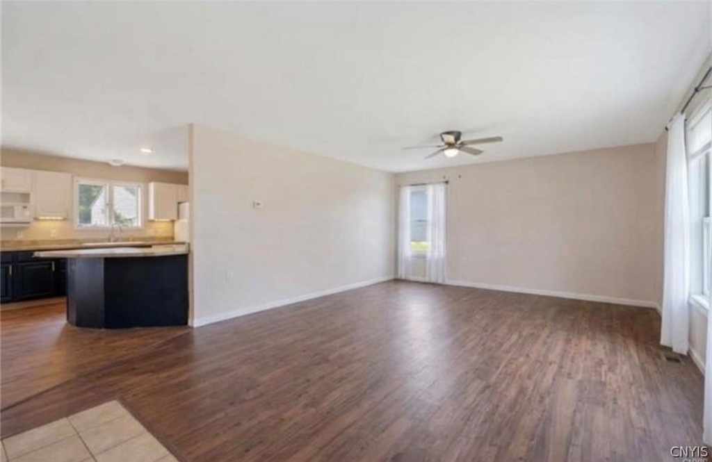 31 Franklin Avenue - Photo 3