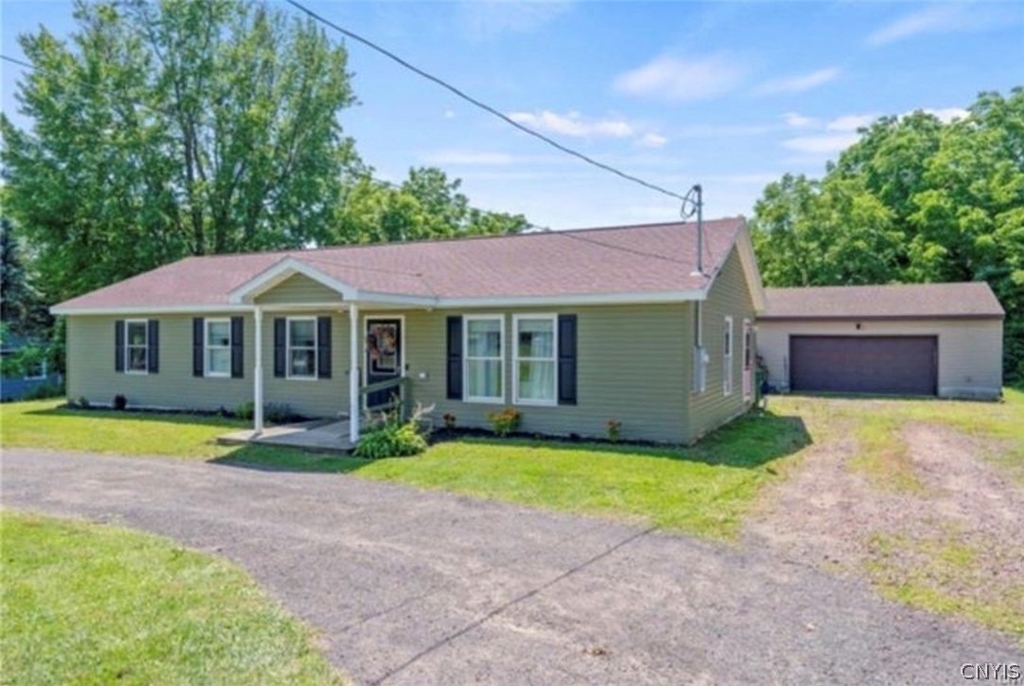 31 Franklin Avenue - Photo 0