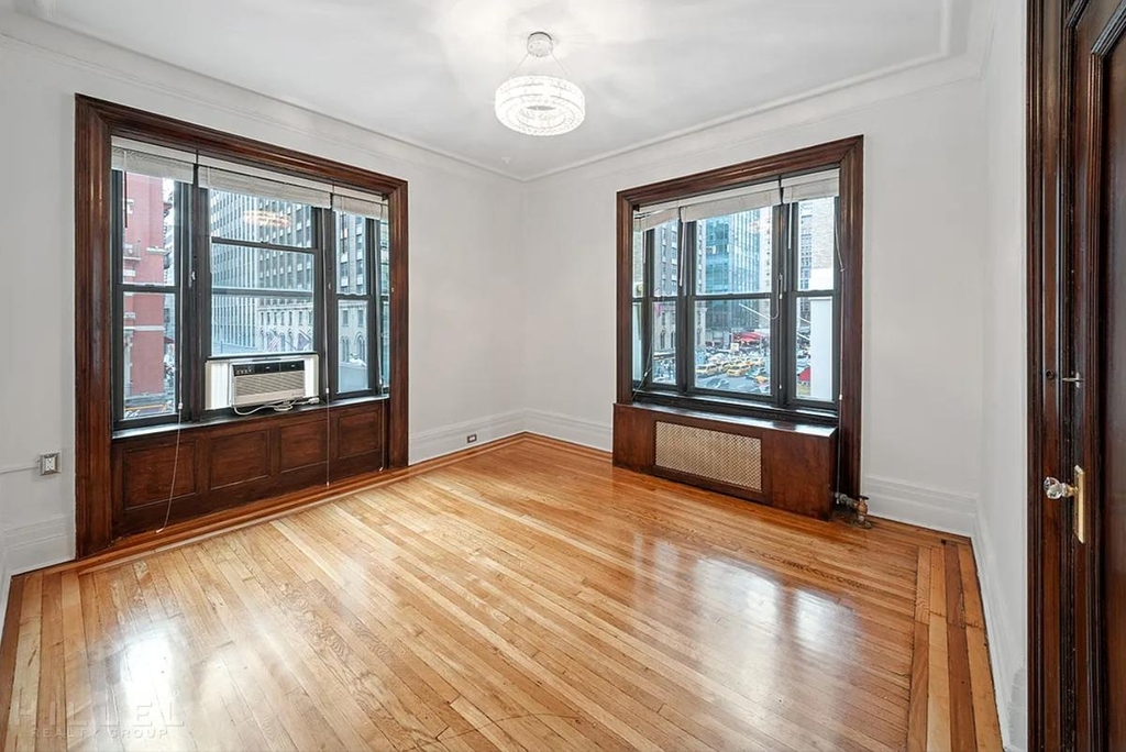 7th Ave - Photo 7