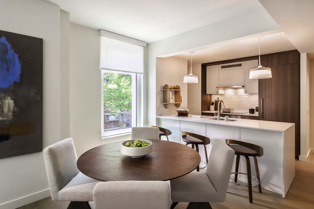 335 8th Avenue - Photo 3