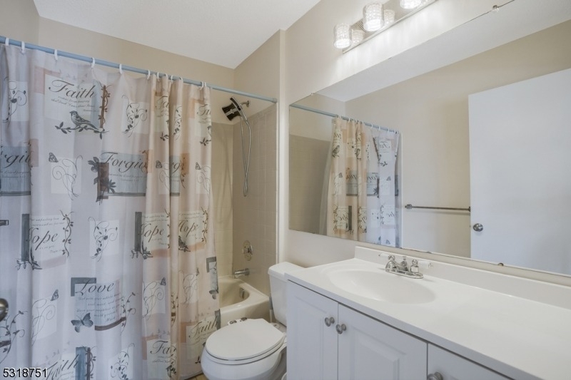 57 Caitlin Ct - Photo 15