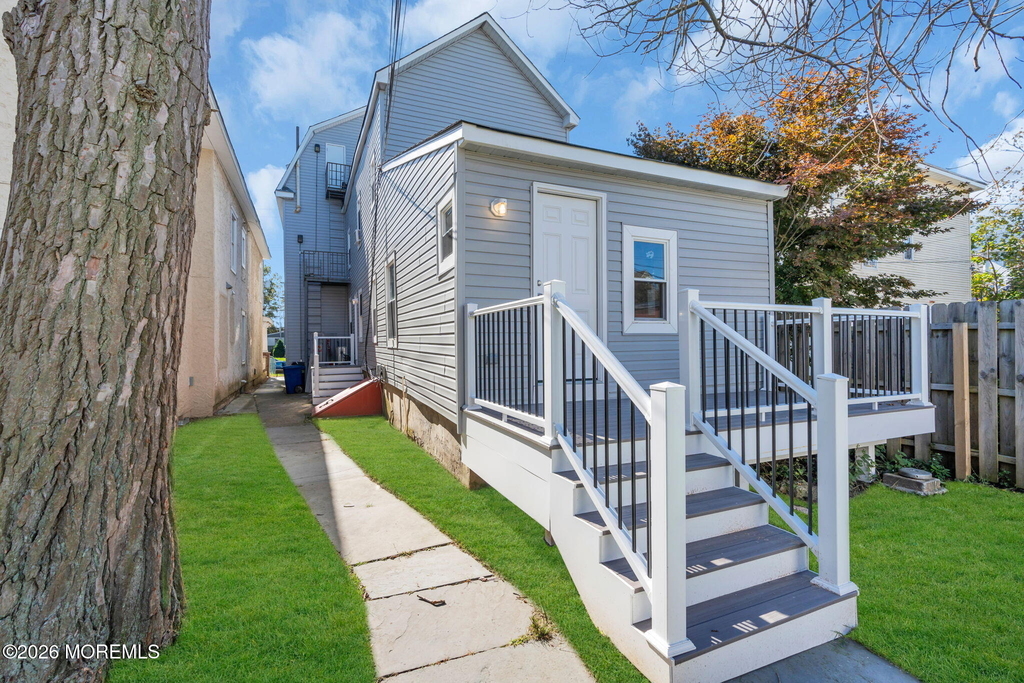 507 1st Avenue - Photo 12