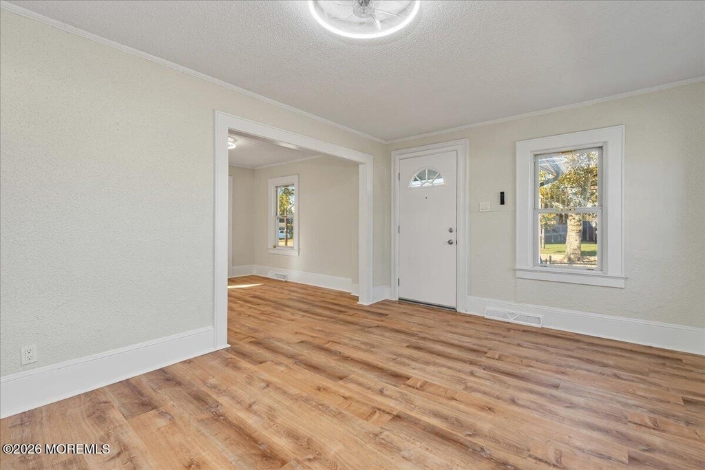 1204 Florence Avenue - Photo 7