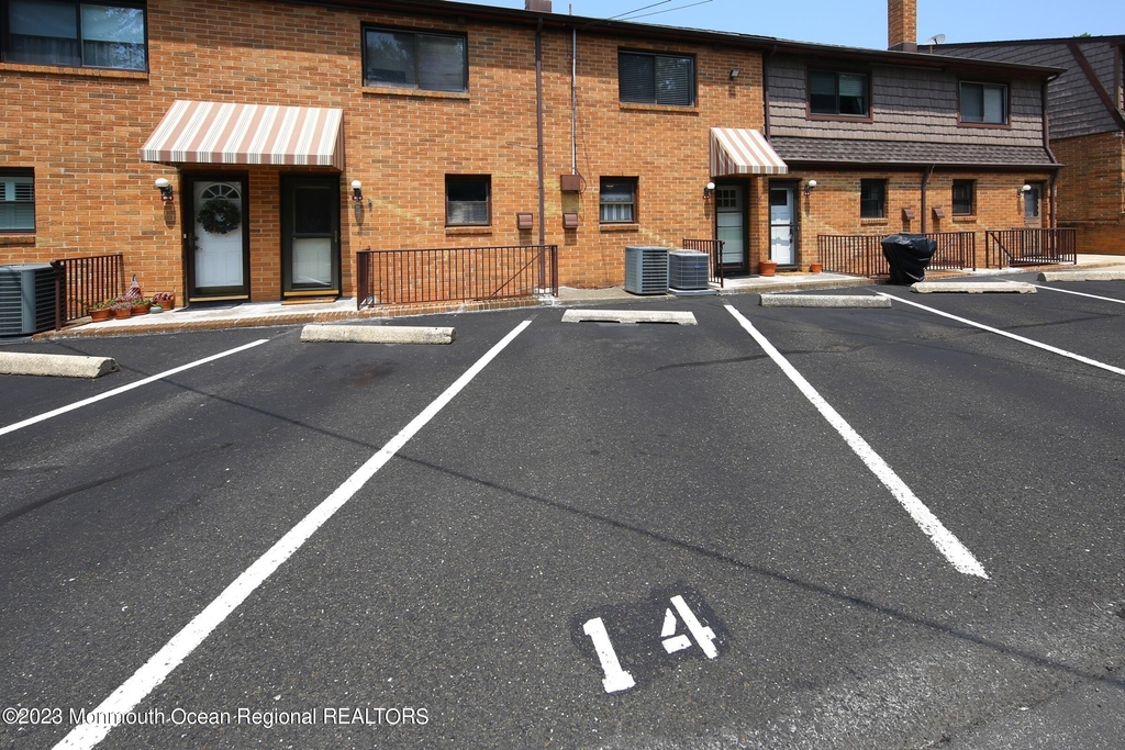 321 Spring Street - Photo 22