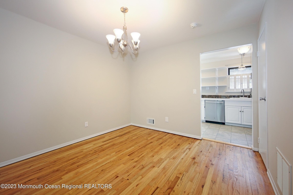 321 Spring Street - Photo 31