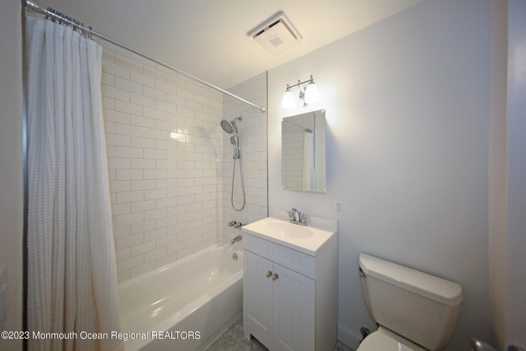 321 Spring Street - Photo 12