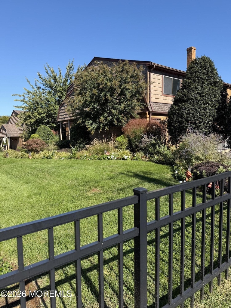 321 Spring Street - Photo 40