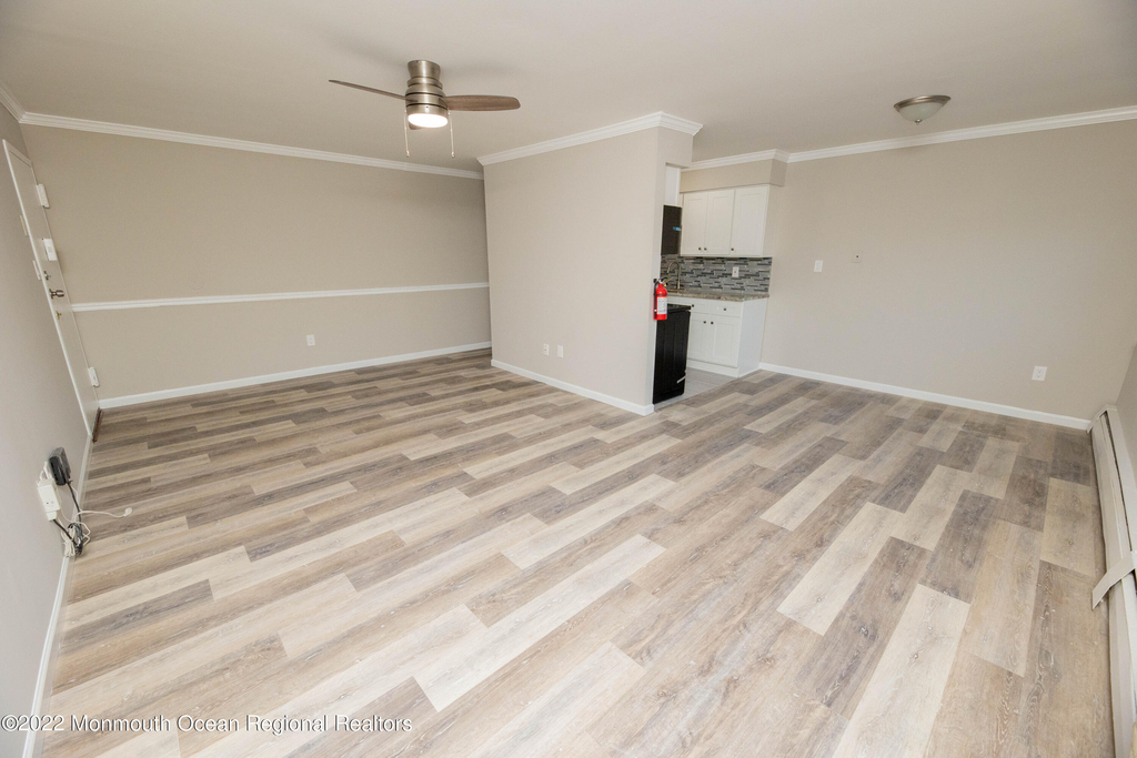 110 Stonehurst Boulevard - Photo 11